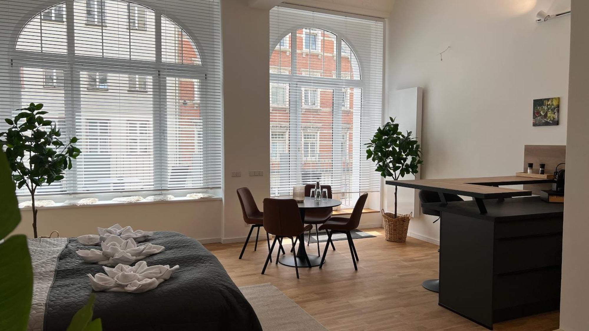 Neu! City-Loft-Apartment Im Goethe Palais I 5P I Lift I Parkplatz I Zentrum I Helios Aue  Eksteriør billede