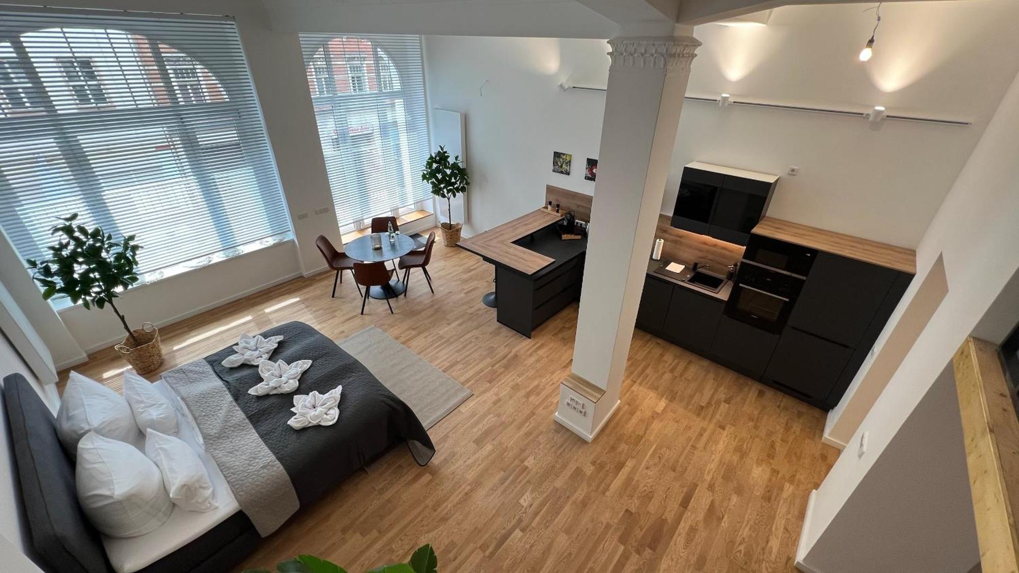 Neu! City-Loft-Apartment Im Goethe Palais I 5P I Lift I Parkplatz I Zentrum I Helios Aue  Eksteriør billede