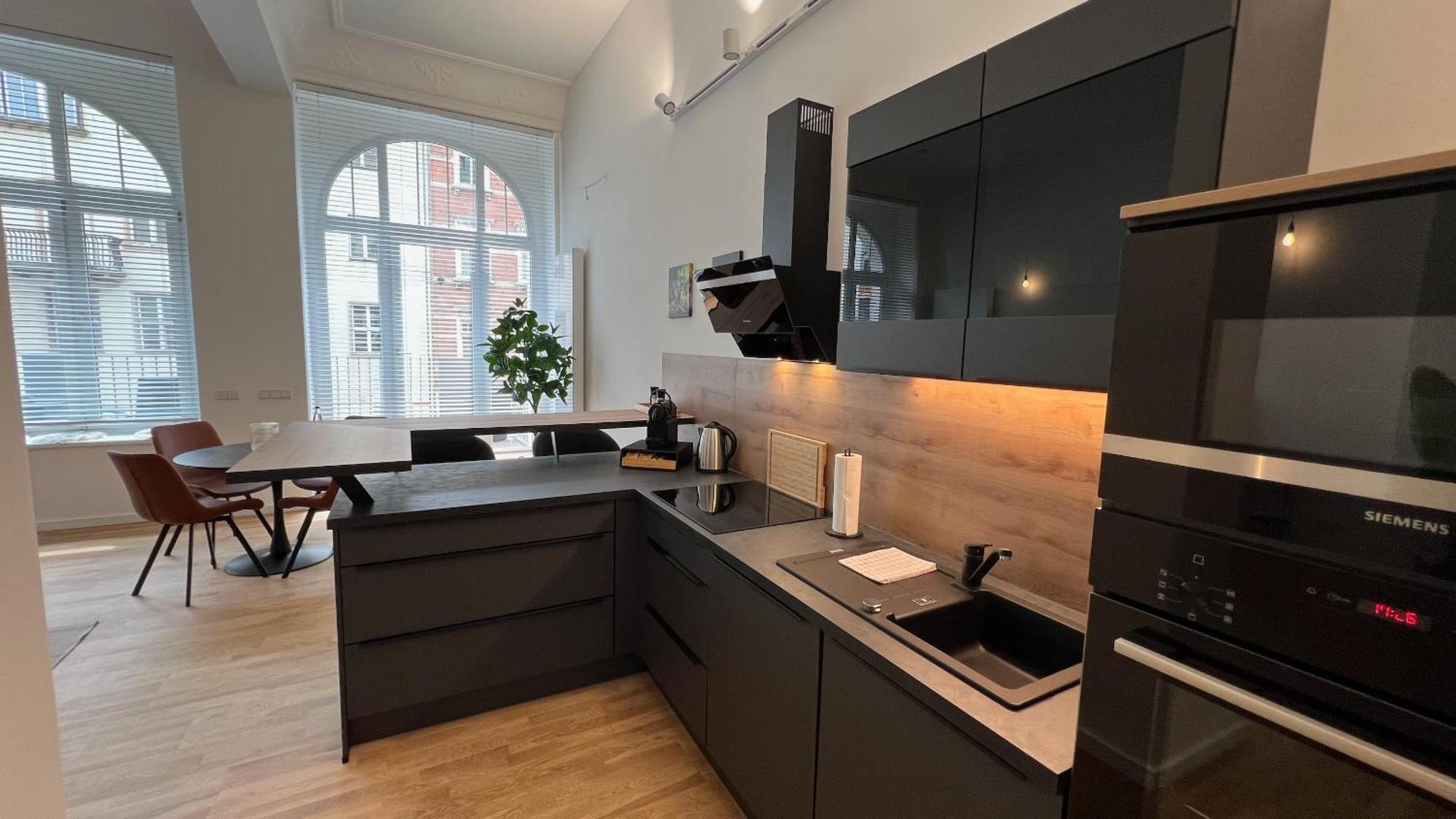 Neu! City-Loft-Apartment Im Goethe Palais I 5P I Lift I Parkplatz I Zentrum I Helios Aue  Eksteriør billede